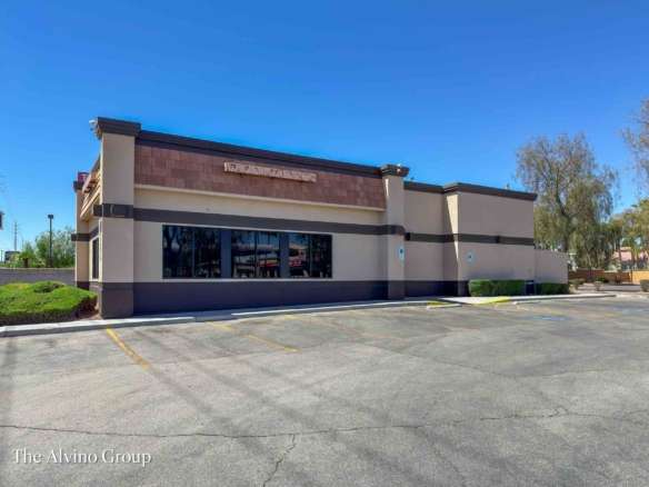 QSR with Drive-Thru