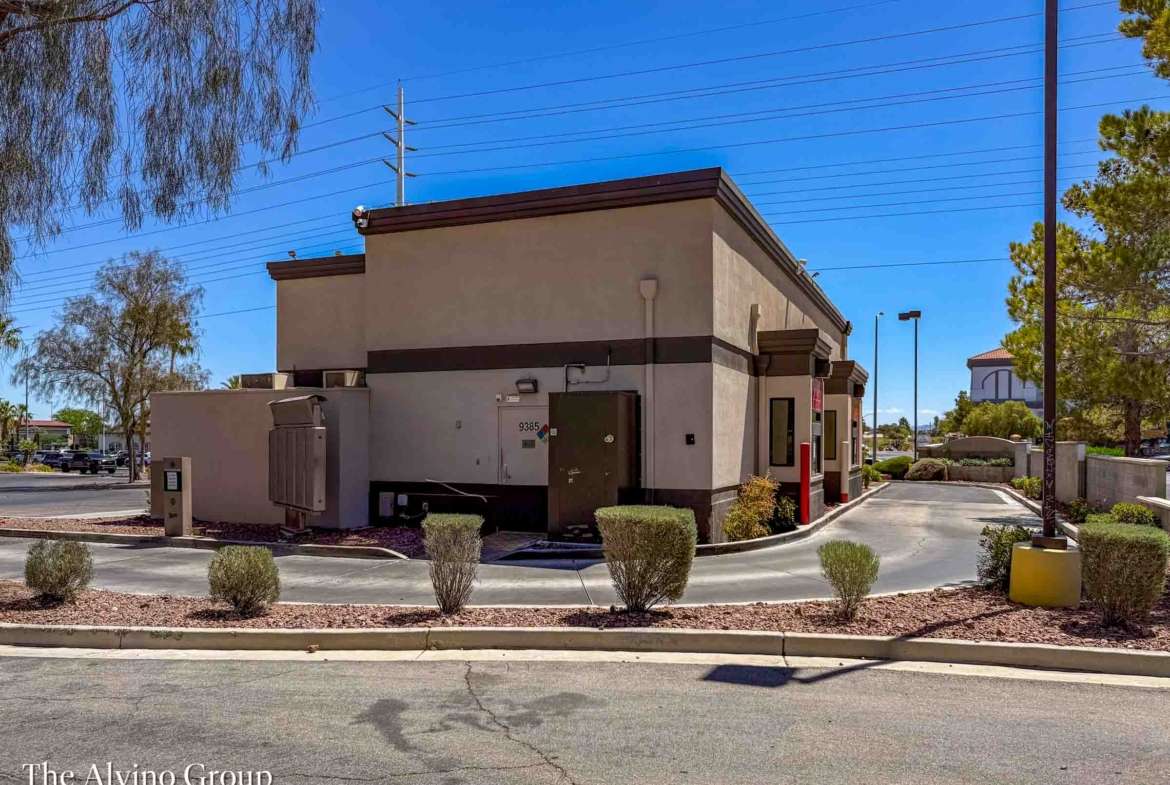 QSR with Drive-Thru