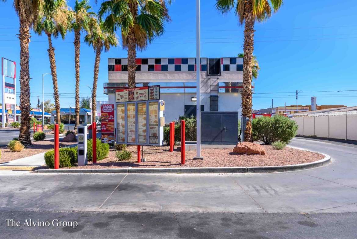 QSR with Drive-Thru